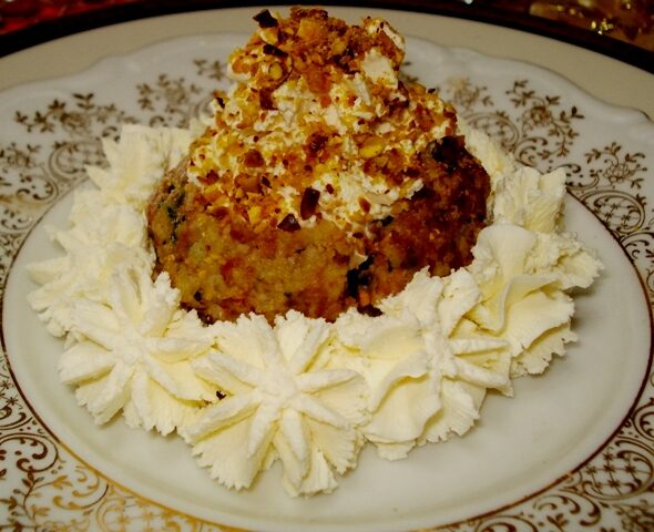 Polpettone ai pistacchi in corona di formaggio