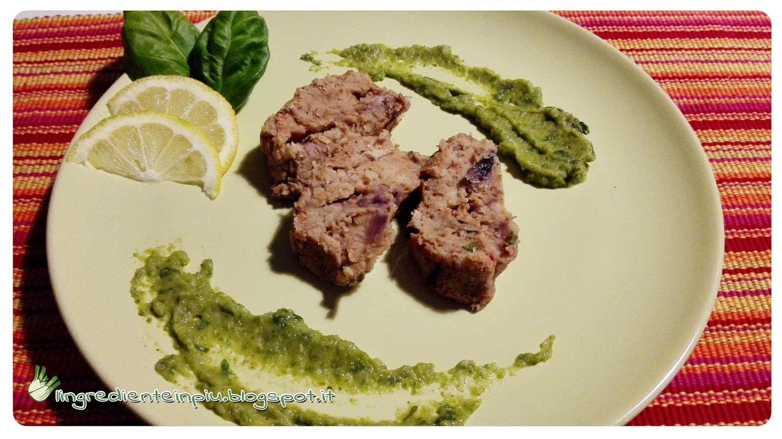 Polpettone di borlotti alle erbe aromatiche con salsa di zucchine al basilico e menta