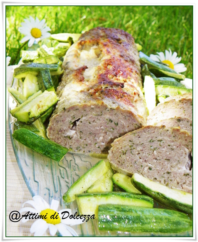 Polpettone di carne con contorno di zucchine