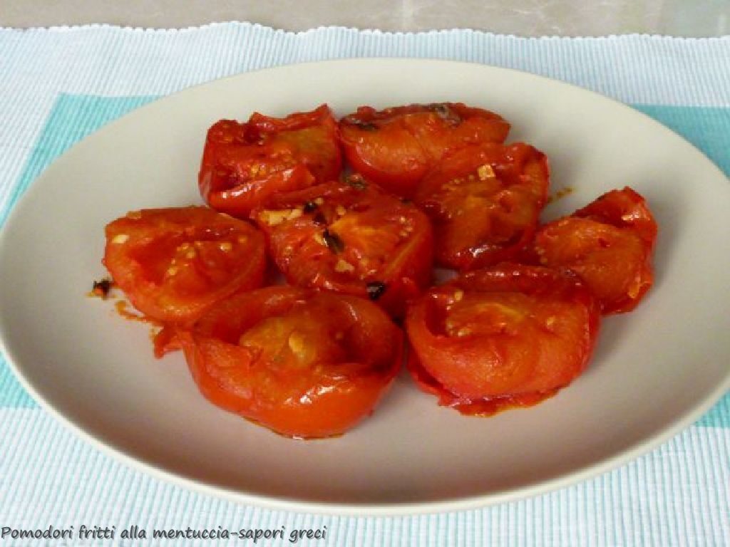 Pomodori fritti alla mentuccia
