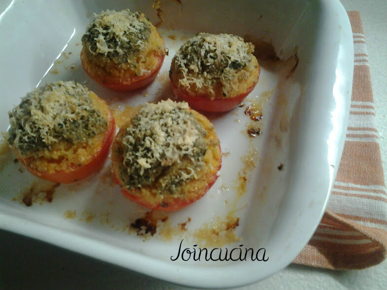 Pomodori ripieni di ricotta gratinati al forno