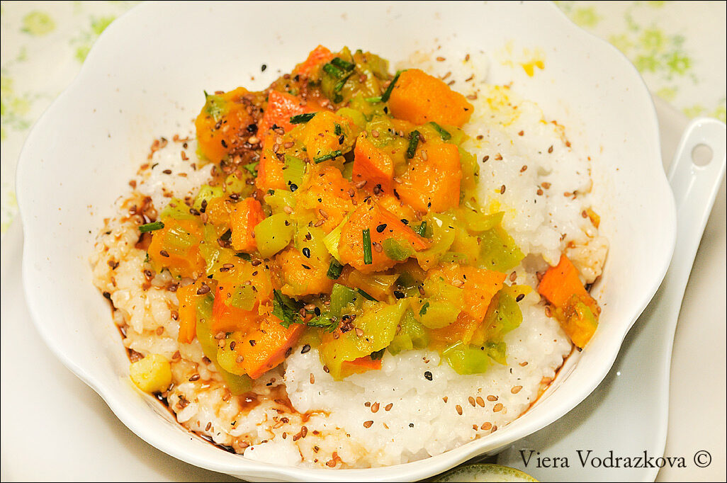 Porridge di riso con hokkaido e porri senza glutine