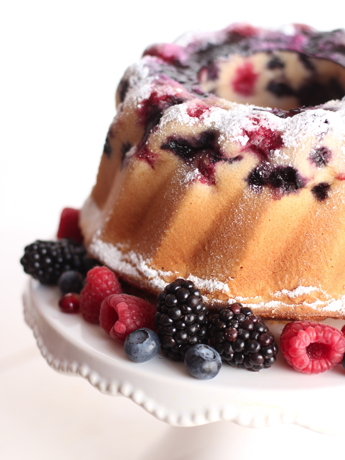 Pound cake con frutti di bosco