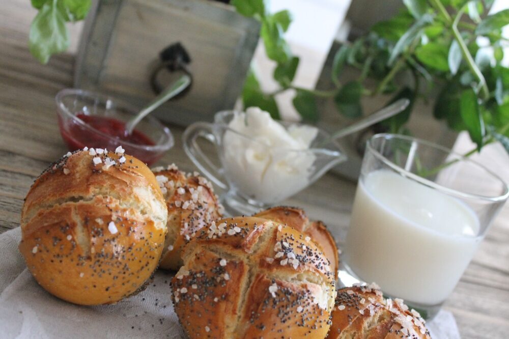 Pretzel buns massaboni