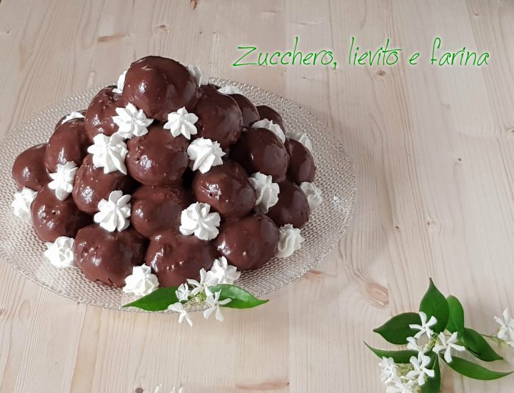 Profiterol, la montagna di cioccolato!