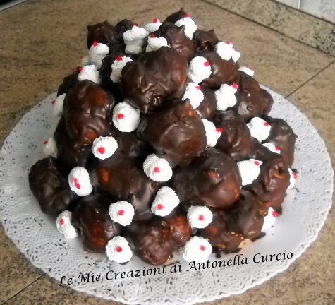 PROFITEROL S.G. CON CREMA AL CIOCCOLATO