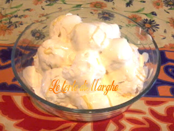 Profiteroles con crema al limone