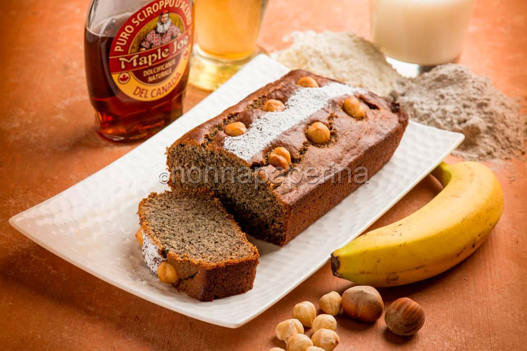 Prova il plumcake alle banane e nocciole , non lo potrai  più scordare!