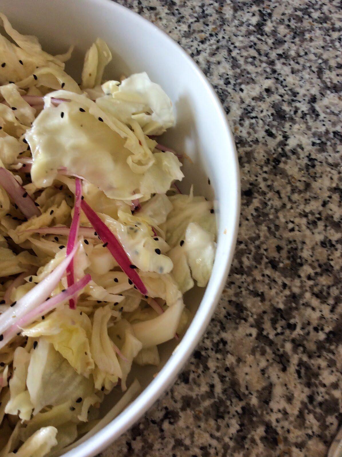 Provare per credere: l’insalata cruda di cavolo cappuccio