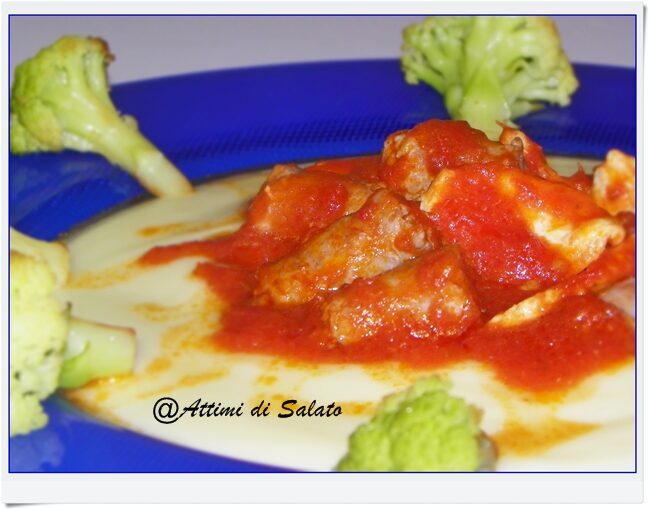 Pur con sugo di pollo salsiccia e cavolfiore