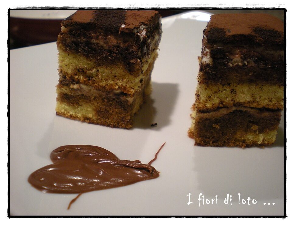 Quadrotti di tiramisù alla nocciolata