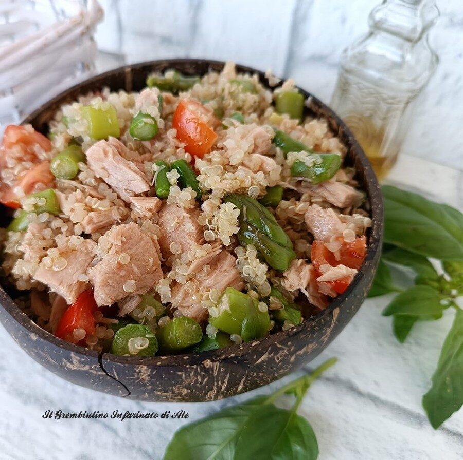 Quinoa con tonno asparagi e mais