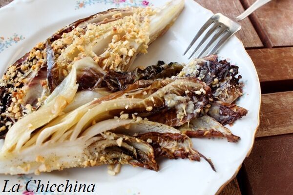 Radicchio al forno gratinato al parmigiano e nocciole
