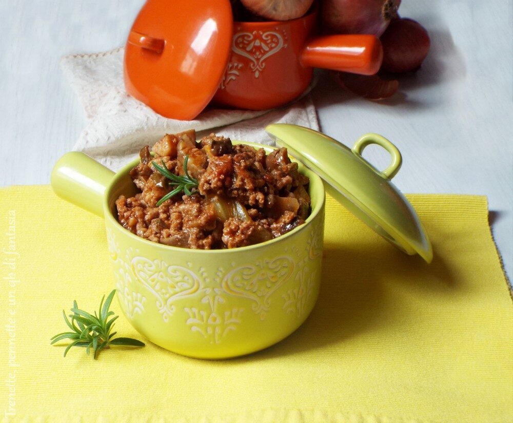 Ragù di carne con funghi porcini