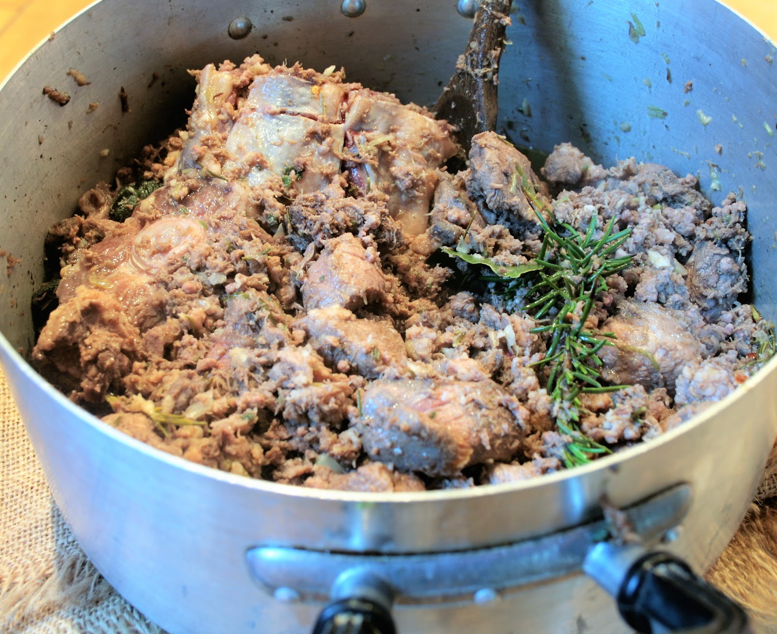 Ragu’ di cinghiale alla toscana