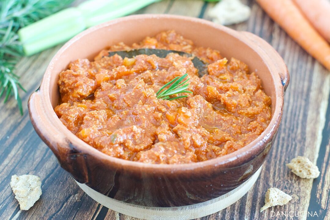 Ragù di soia fatto in casa