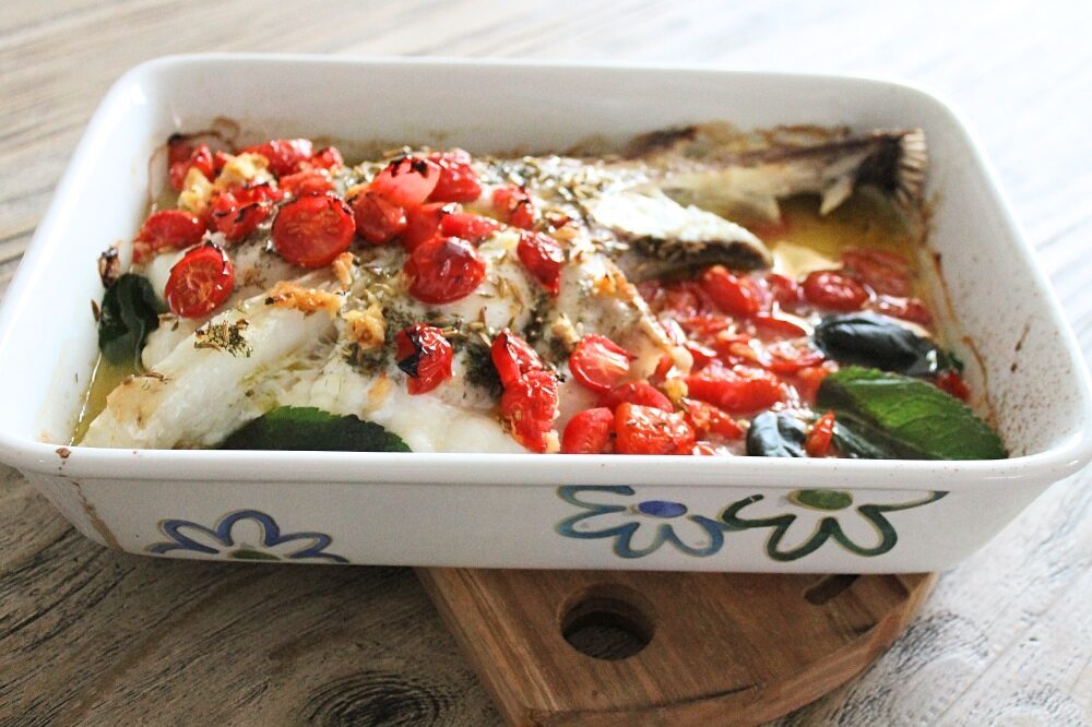 Rana pescatrice al forno ai pomodorini profumati