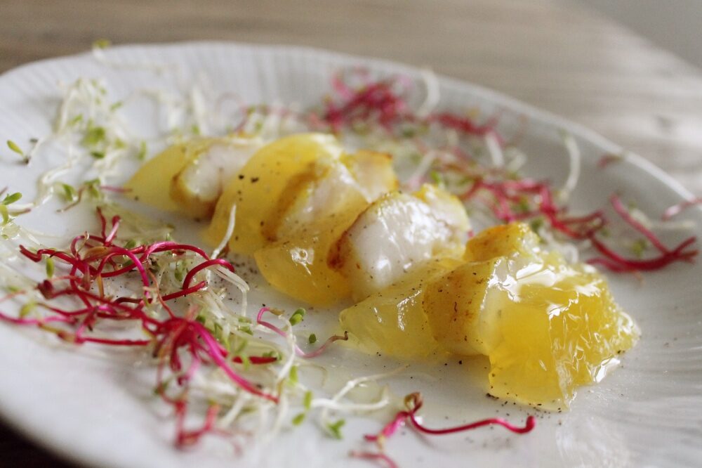 Rana pescatrice con gelatina di mandarino