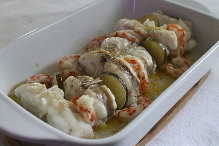 Rana pescatrice e gamberi al forno