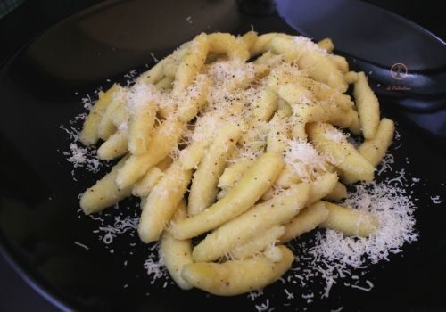 Ravioles della val varaita al burro, formaggio e noce moscata (non le ho fatte io)
