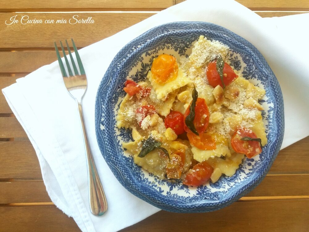Ravioli ai pomodorini e mandorle