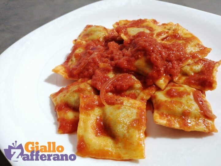 Ravioli al salmone fresco
