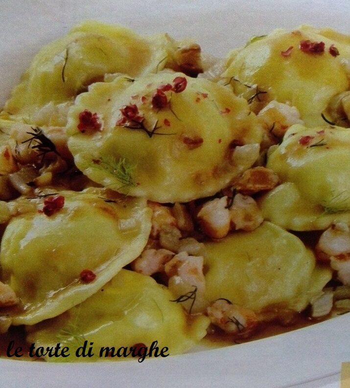 Ravioli con ragù di gamberi