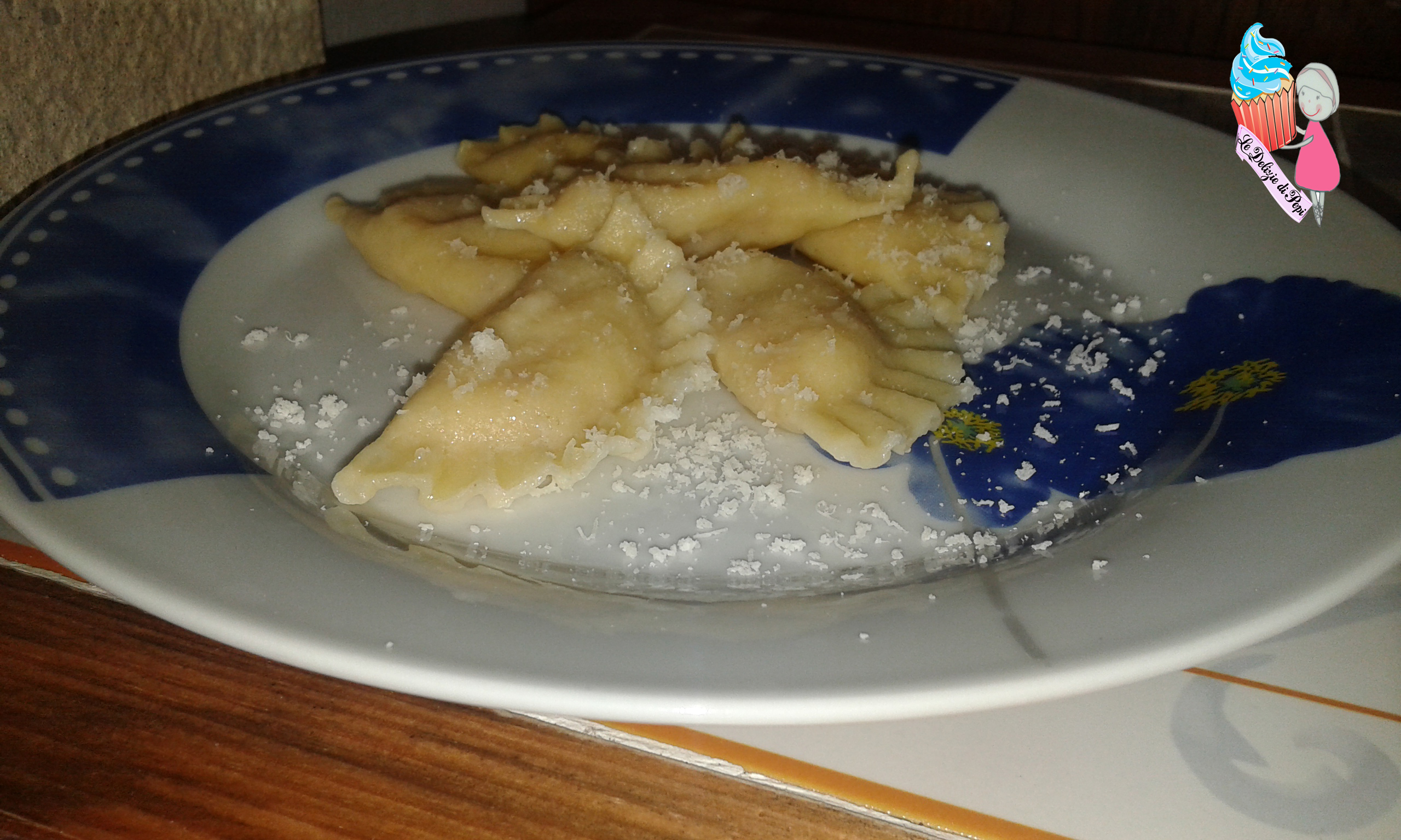 Ravioli con ripieno di patate