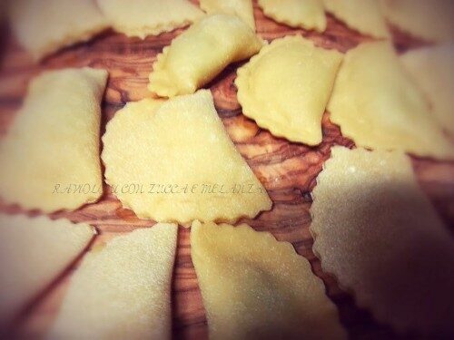 Ravioli con zucca e melanzane