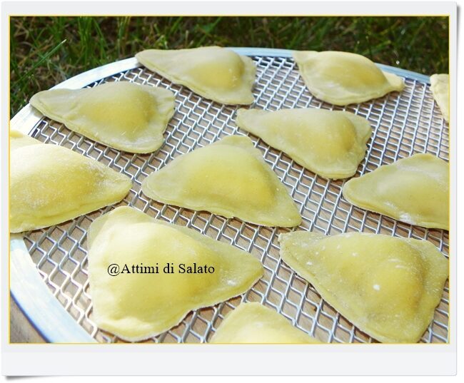 Ravioli di ricotta e pere