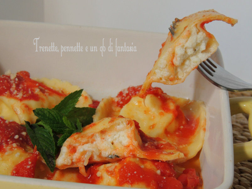 Ravioli di ricotta patate e menta