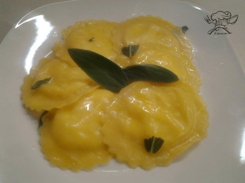 Ravioli di taleggio e ricotta