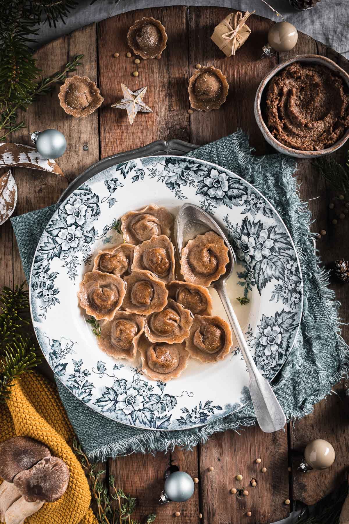 Ravioli vegan alle lenticchie | homemade burnt wheat lentil vegan ravioli
