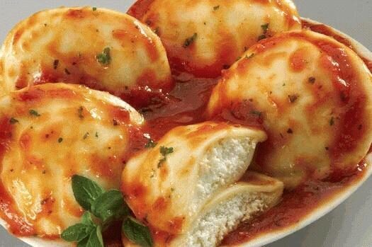 Ravioloni con morbido ripieno