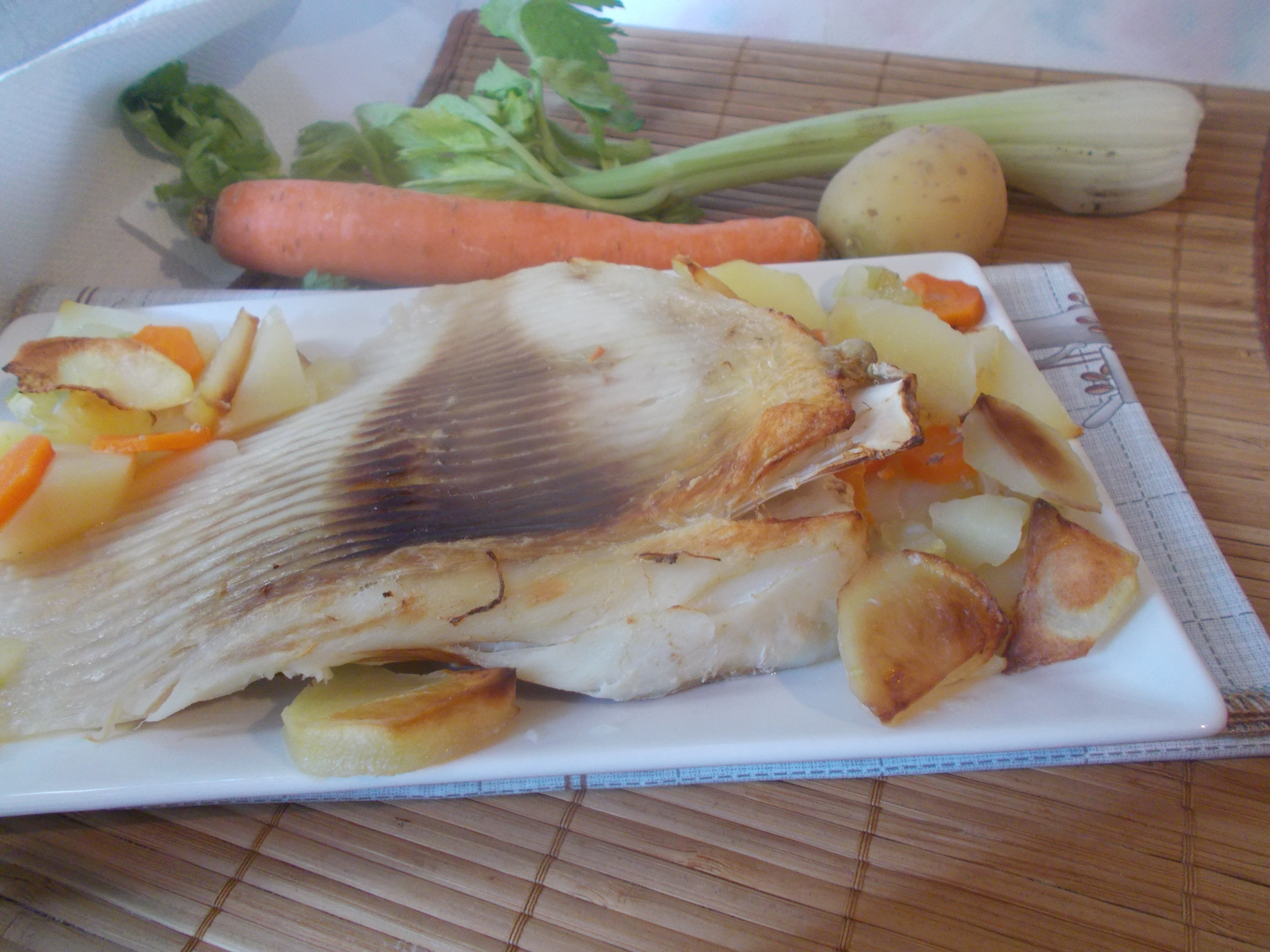 Razza con verdure al forno