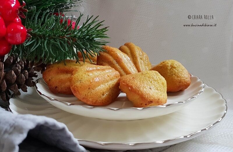 Regali inaspettati e apprezzatissimi: madeleine al pistacchio e rum