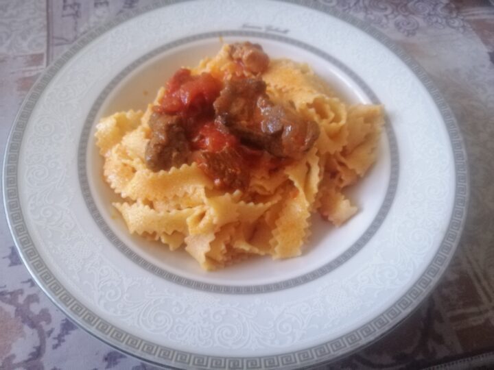 Reginette al sugo di pecora