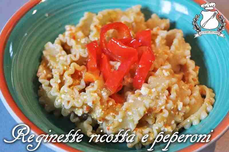 Reginette con ricotta e peperoni