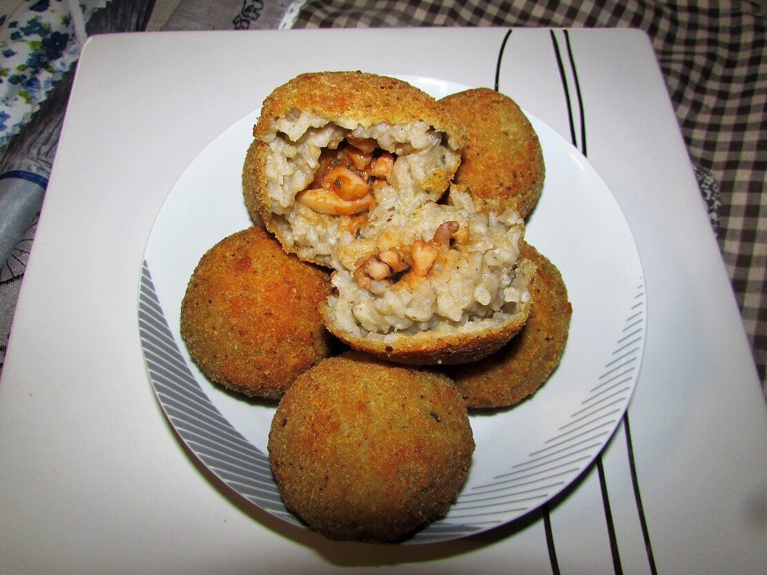 Ricetta – arancini ripieni con seppie e gamberi