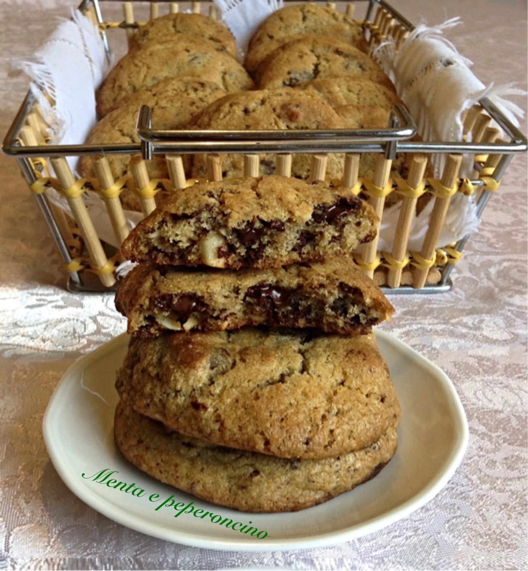 Ricetta cookies con cioccolato e mandorle