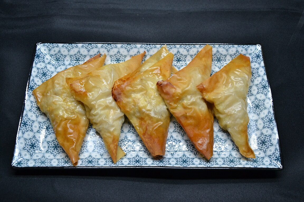Ricetta – fagottini di pasta fillo con ricotta e salsiccia