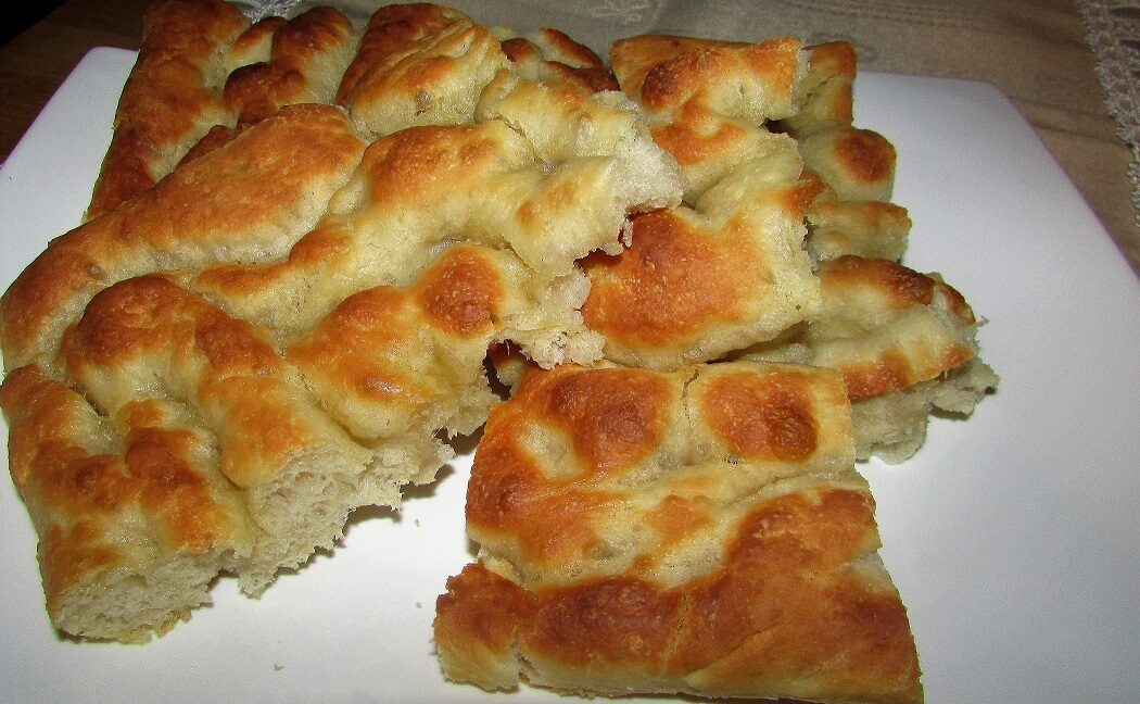 Ricetta- focaccia con e senza bimby