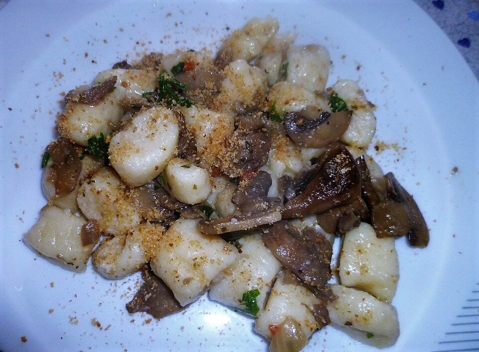 Ricetta – gnocchi di ricotta con funghi misti