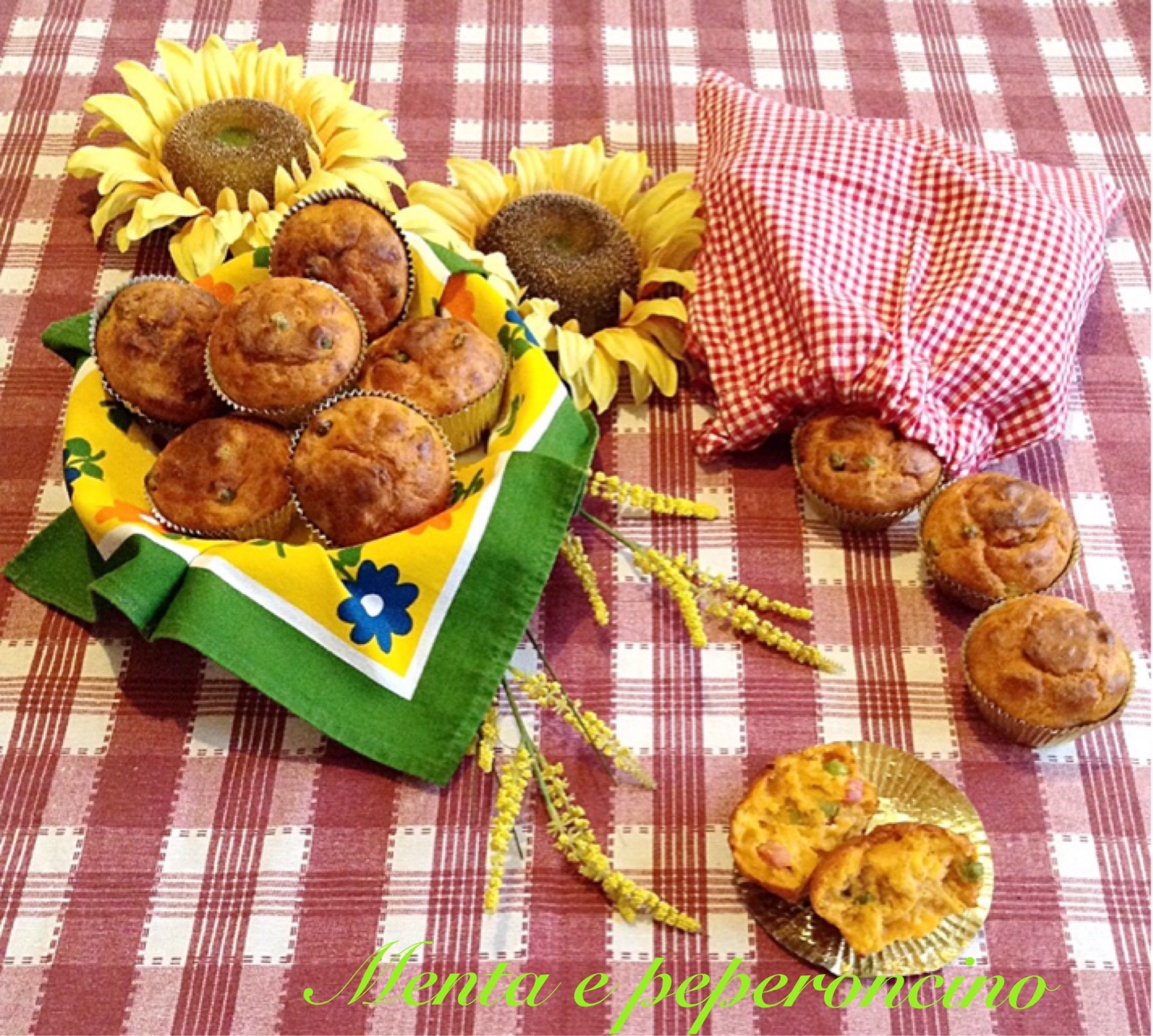 Ricetta muffin golosi al pomodoro