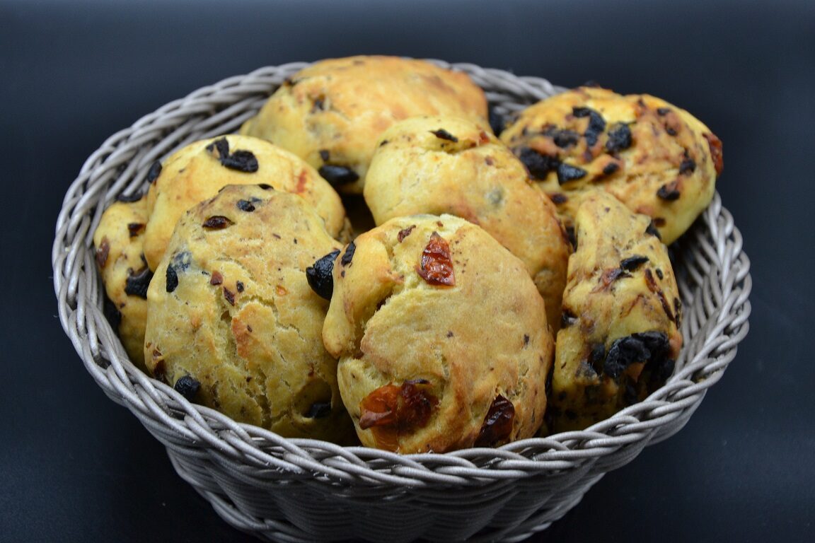 Ricetta – panini morbidi con olive nere