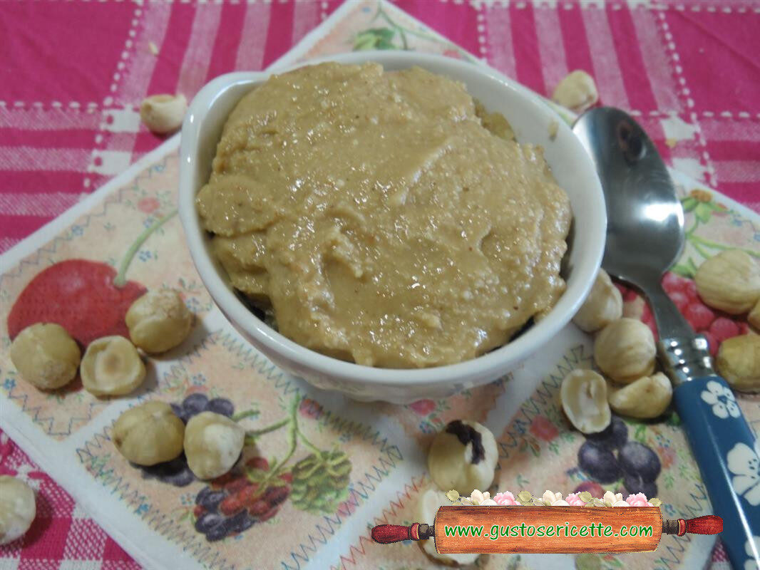 Ricetta pasta di nocciole