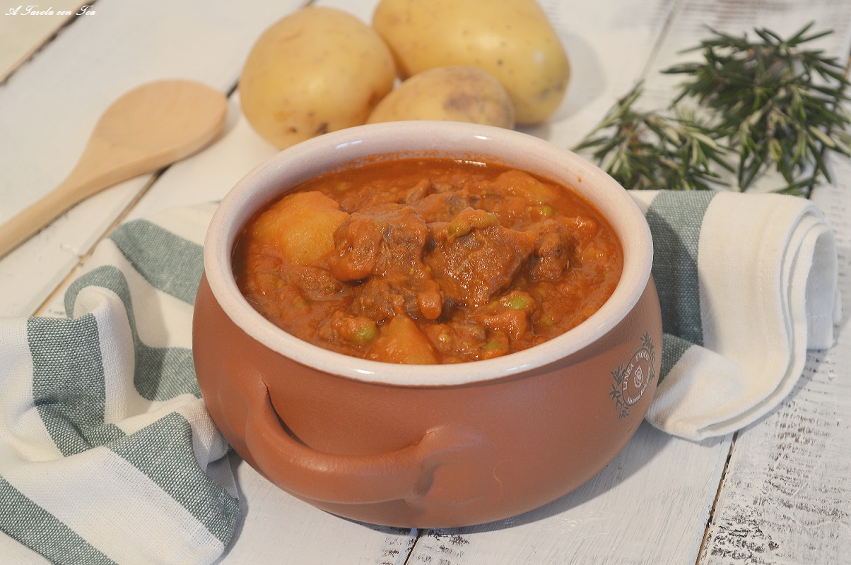 Ricetta spezzatino di carne con patate slow cooker