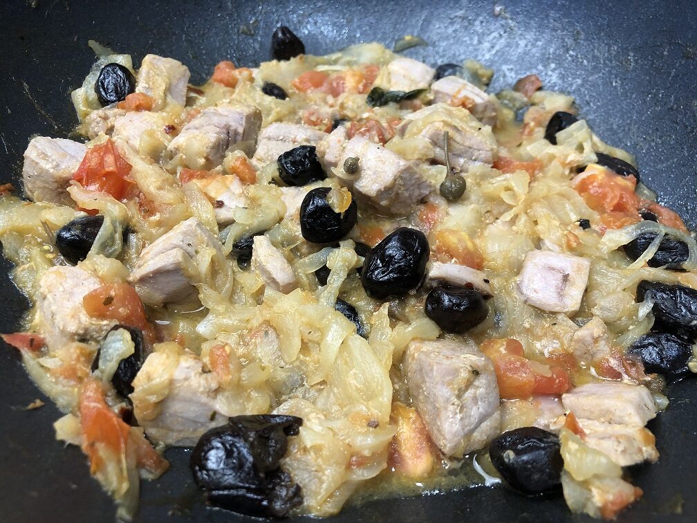Ricetta – tonno cipolle e olive nere