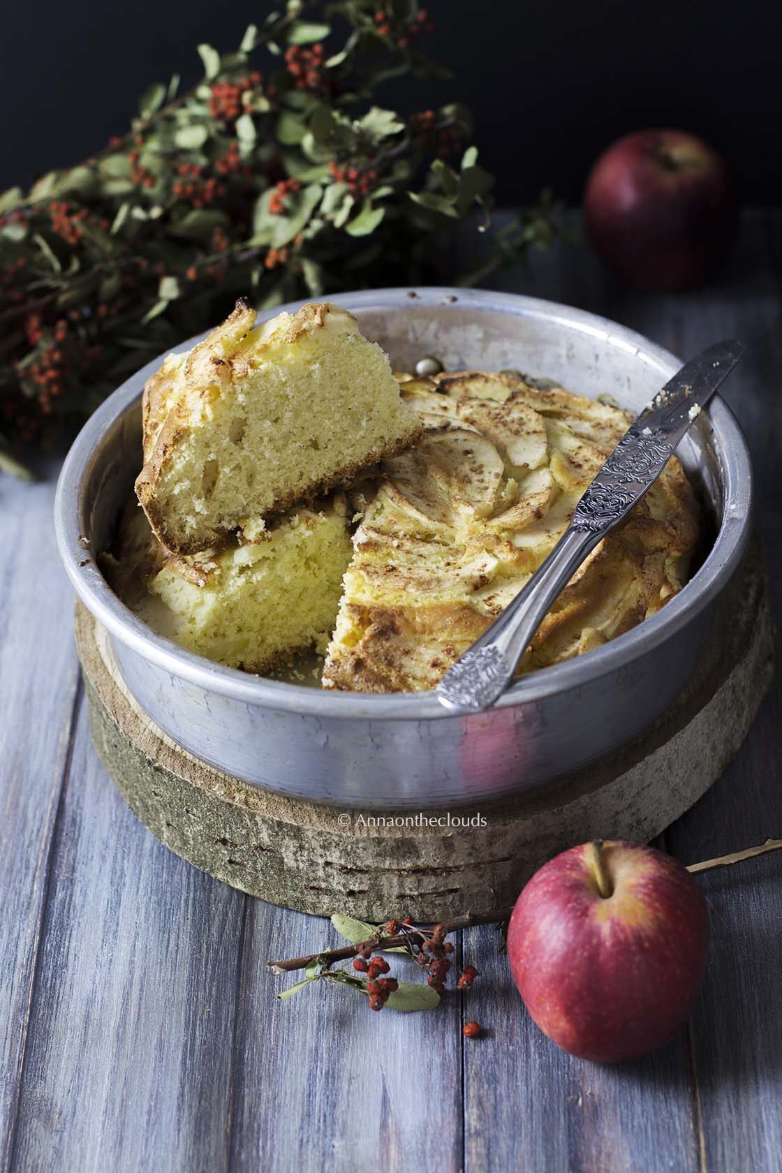 Ricetta torta soffice di mele (senza burro)