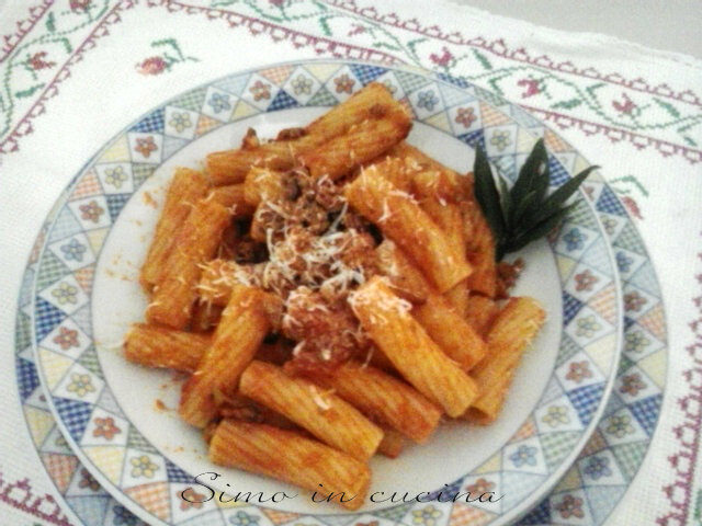 Rigatoni al ragu